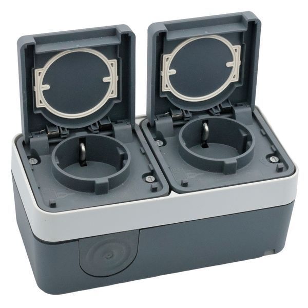 Розетка двойная с заземлением накладная серая IP55 W.1 Berker 47843515 47843515 фото