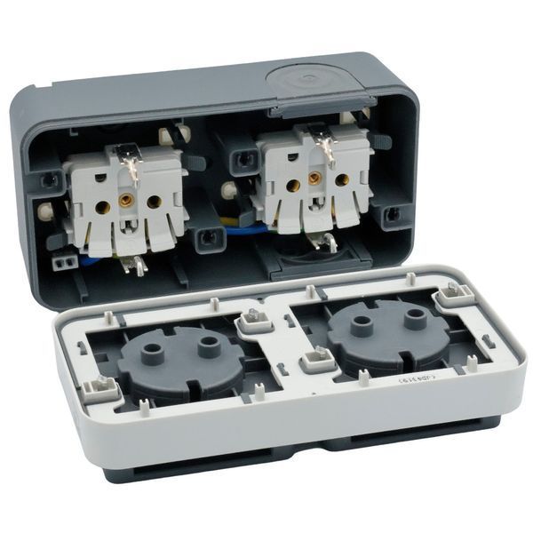 Розетка двойная с заземлением накладная серая IP55 W.1 Berker 47843515 47843515 фото