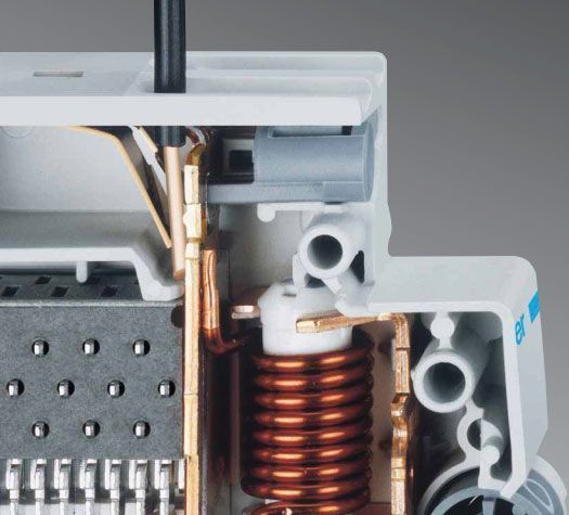 Автоматичний вимикач 1 полюс 40А C 6kA QuickConnect Hager MCS140 MCS140 фото